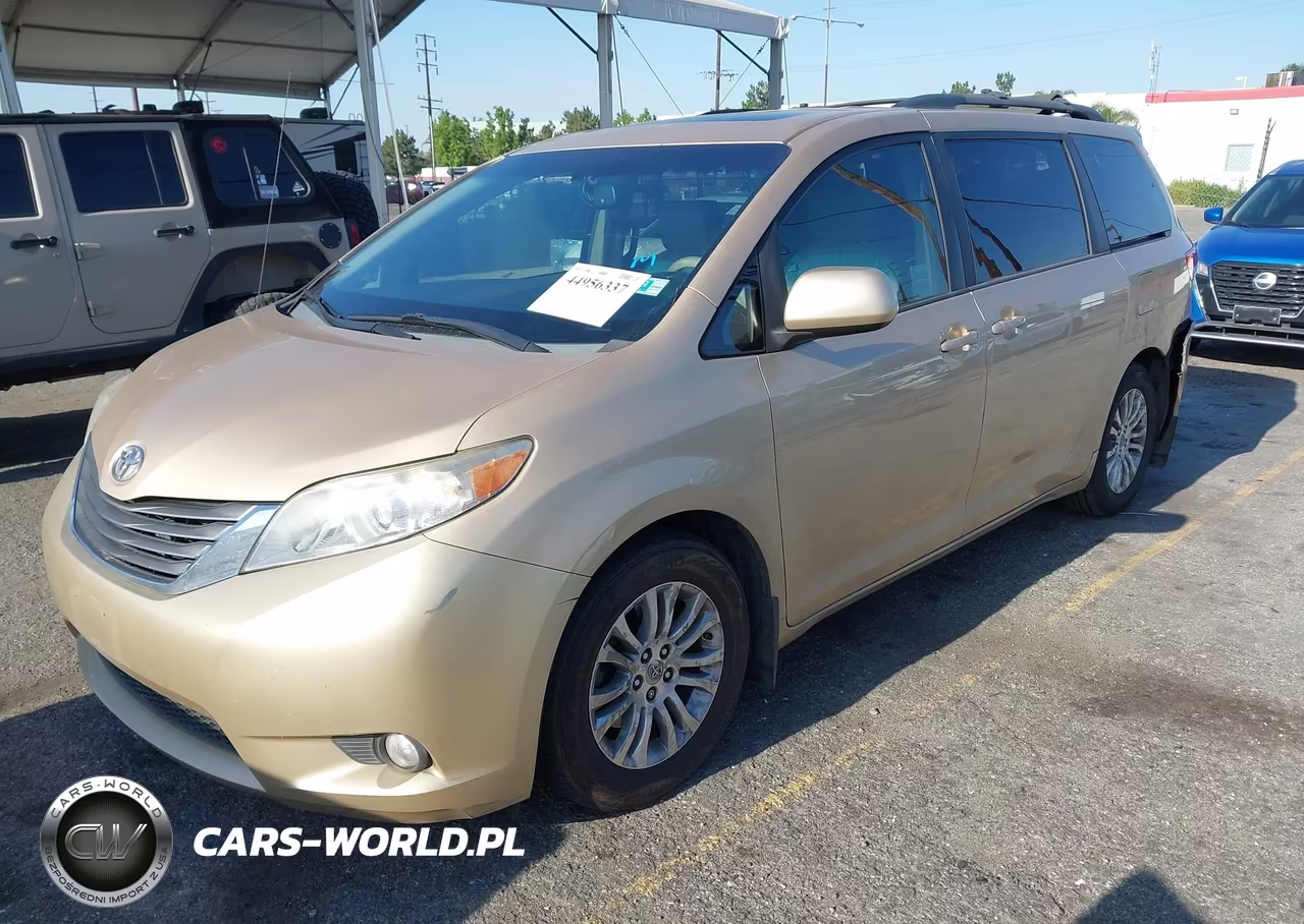 2012 Toyota Sienna Xle V6 8 Passenger VIN:5TDYK3DC2CS225105 - 2