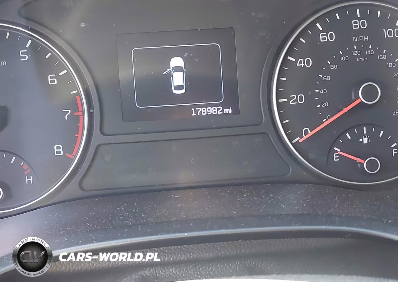 2016 Kia Optima Lx VIN:5XXGT4L38GG061303 - 16