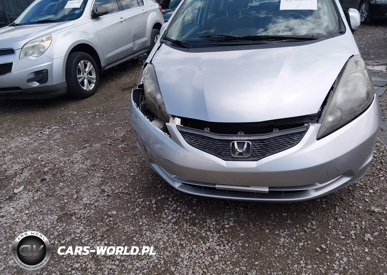 2013 Honda Fit VIN:JHMGE8H31DC054679 - 6