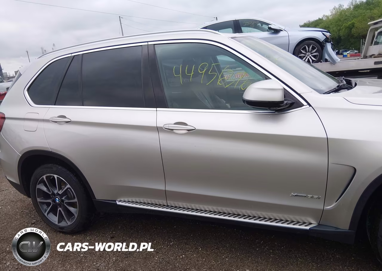 2015 BMW X5 xDrive35I VIN:5UXKR0C57F0K56021 - 13