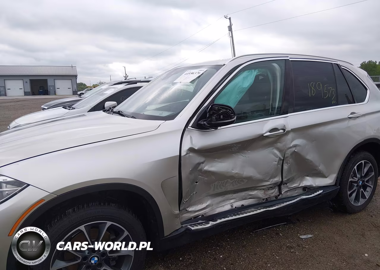 2015 BMW X5 xDrive35I VIN:5UXKR0C57F0K56021 - 6