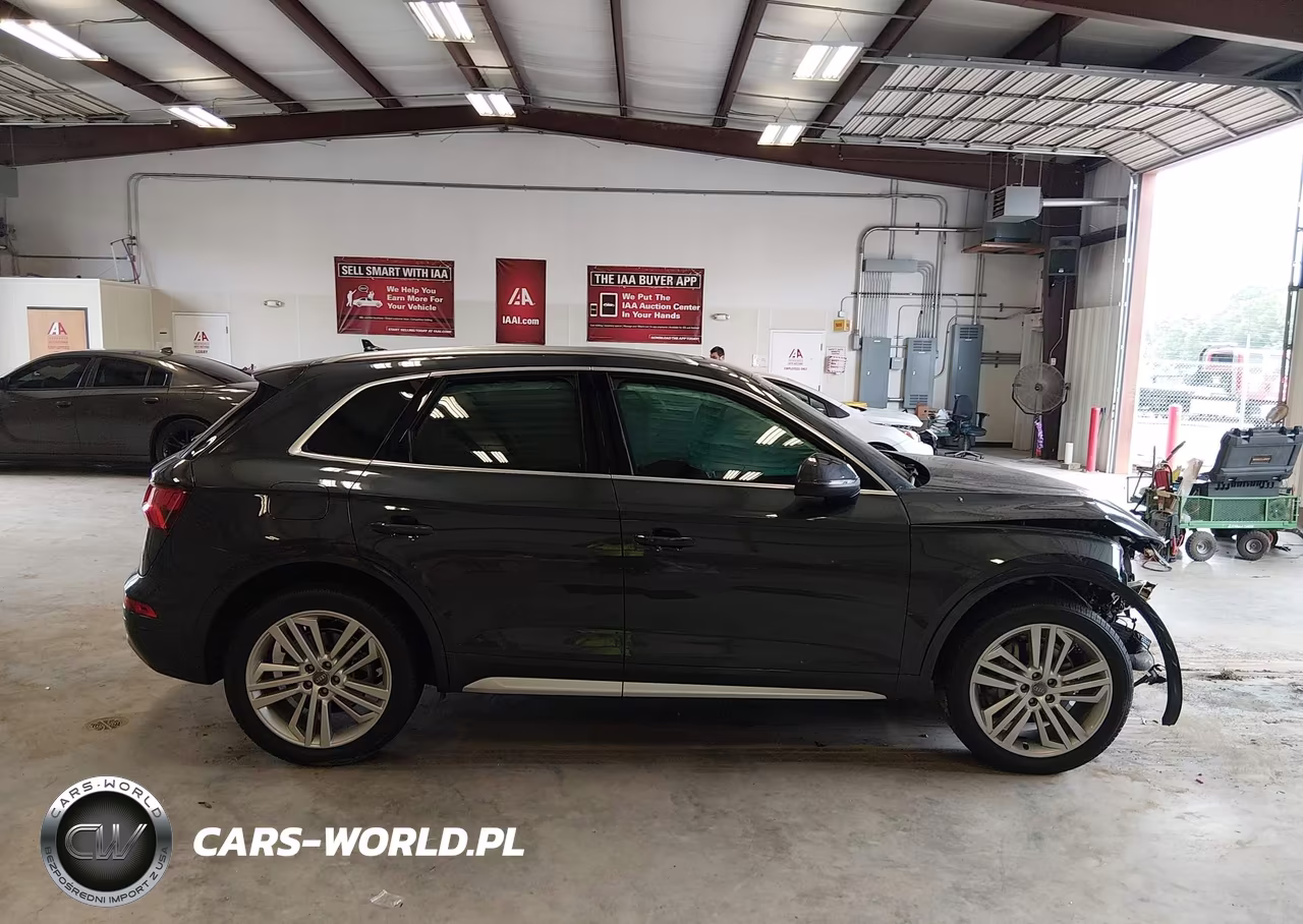 2018 Audi Q5 2.0T Premium-2.0T Tech Premium VIN:WA1BNAFY4J2244117 - 12