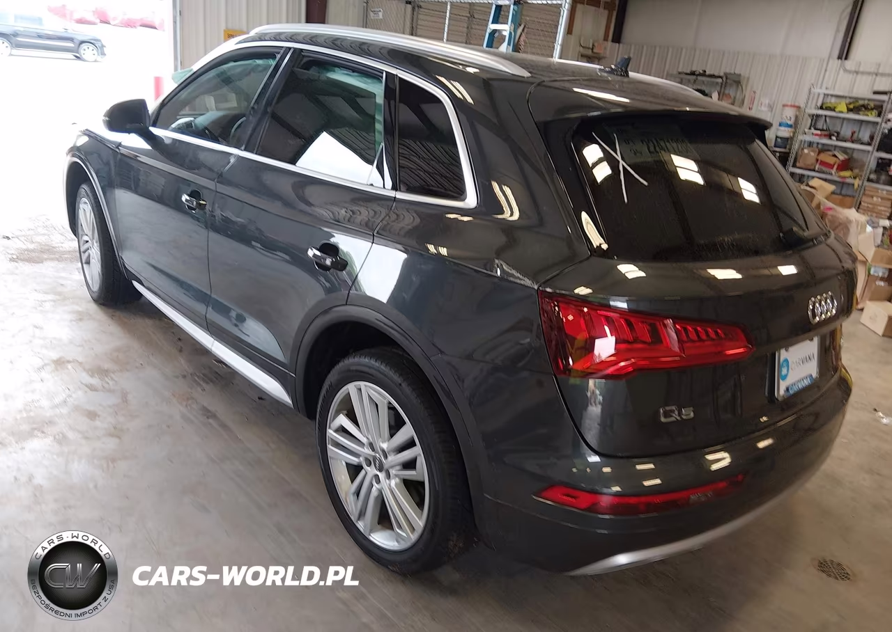 2018 Audi Q5 2.0T Premium-2.0T Tech Premium VIN:WA1BNAFY4J2244117 - 3