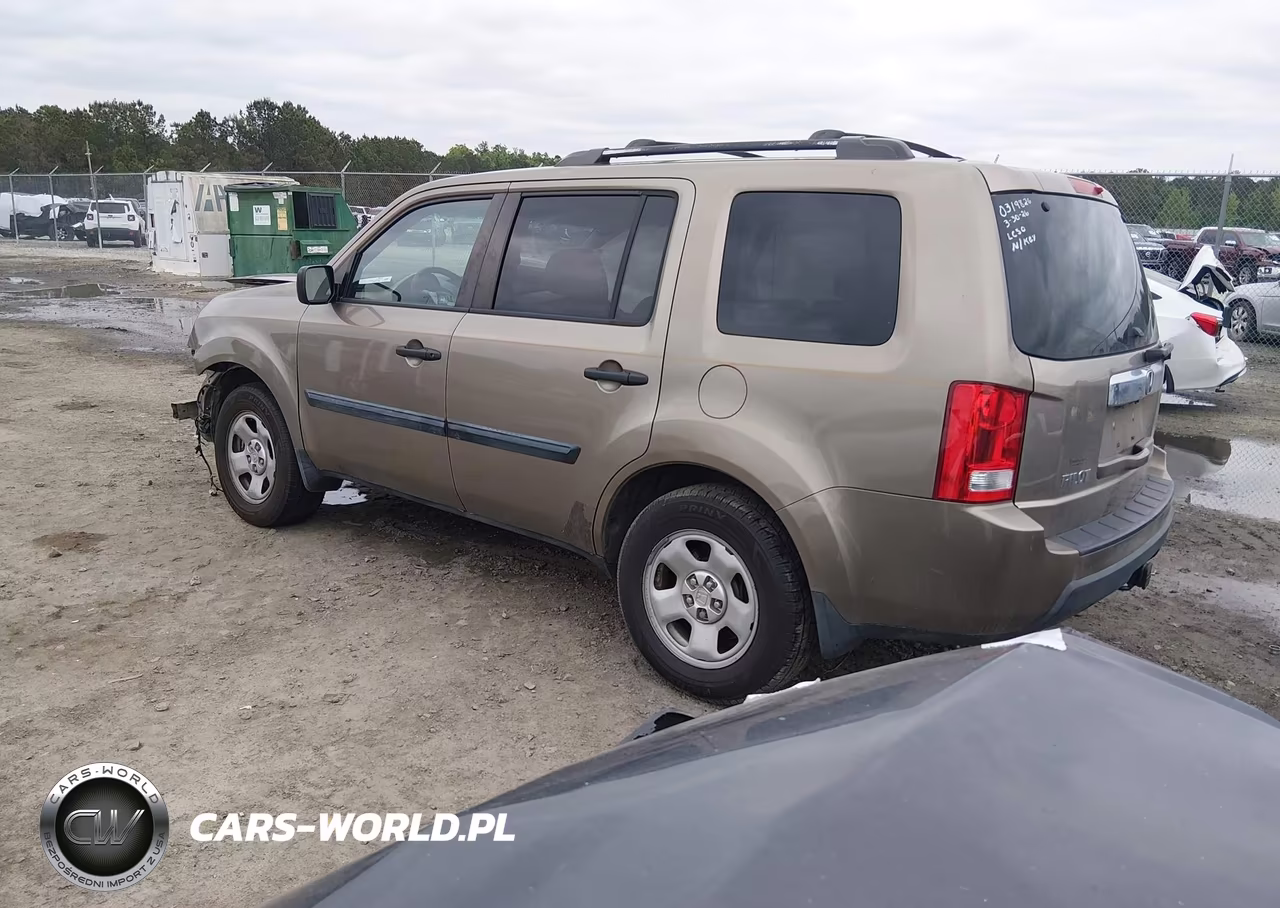 2011 Honda Pilot Lx VIN:5FNYF3H24BB028056 - 3