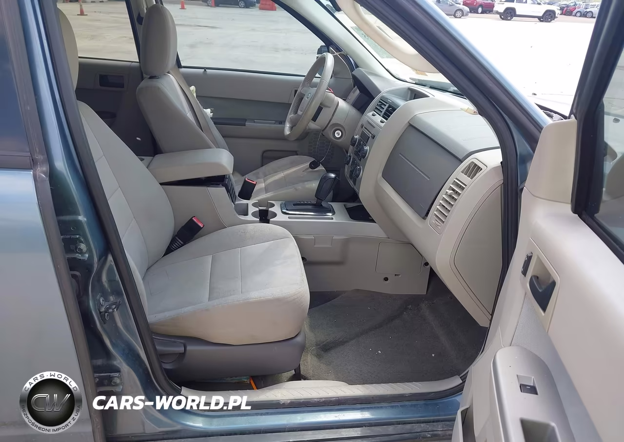 2010 Ford Escape Xlt VIN:1FMCU0DG8AKD45254 - 5