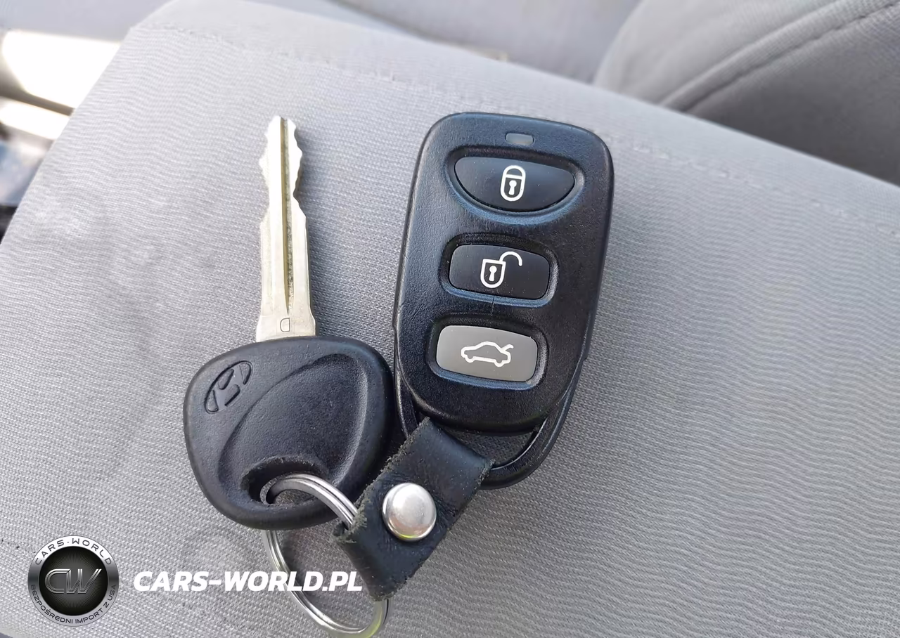 2007 Hyundai Elantra Gls-Limited-Se VIN:KMHDU46D37U085227 - 11