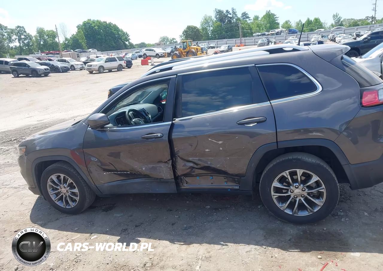 2019 Jeep Cherokee Latitude Plus Fwd VIN:1C4PJLLB7KD470113 - 14