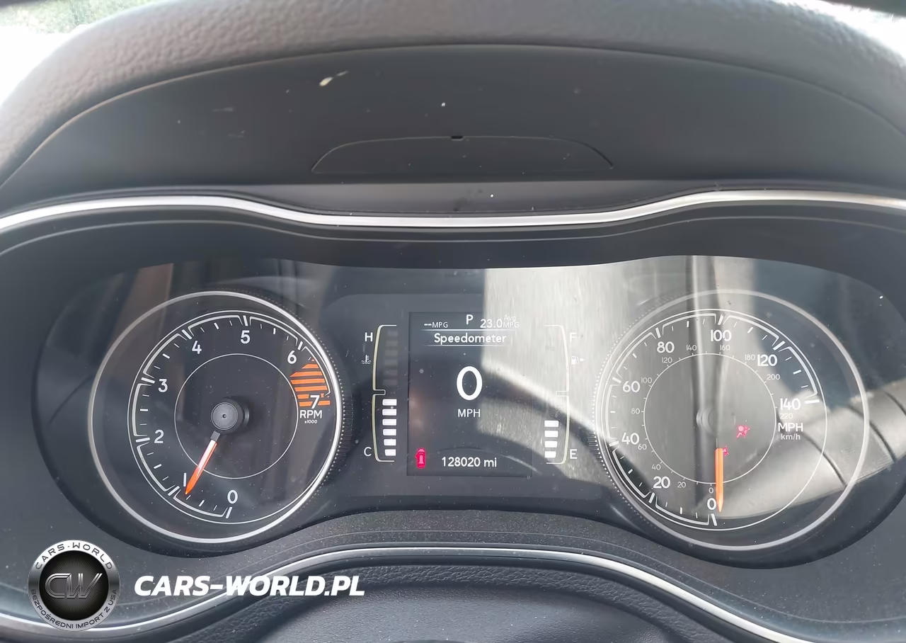 2019 Jeep Cherokee Latitude Plus Fwd VIN:1C4PJLLB7KD470113 - 15
