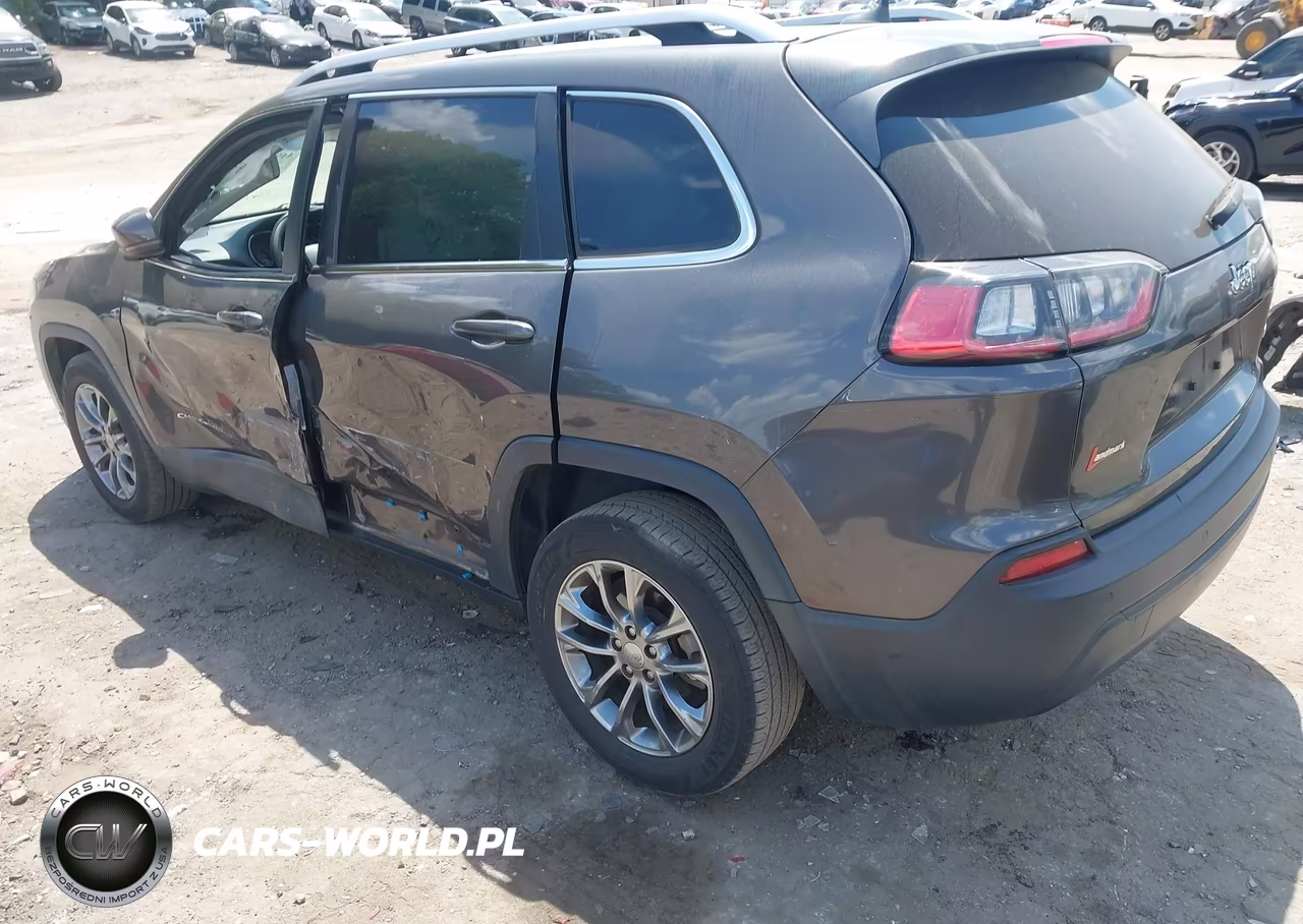 2019 Jeep Cherokee Latitude Plus Fwd VIN:1C4PJLLB7KD470113 - 3