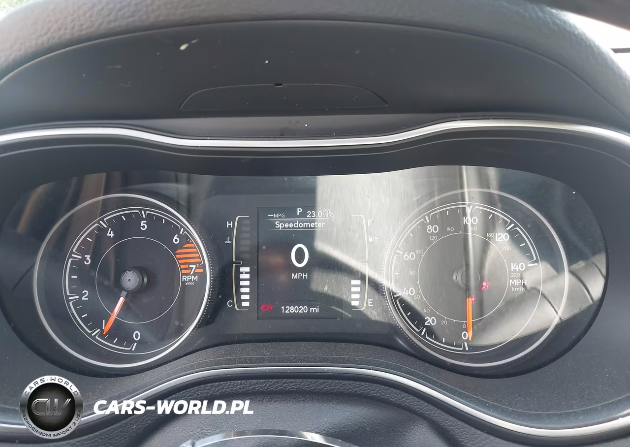 2019 Jeep Cherokee Latitude Plus Fwd VIN:1C4PJLLB7KD470113 - 7