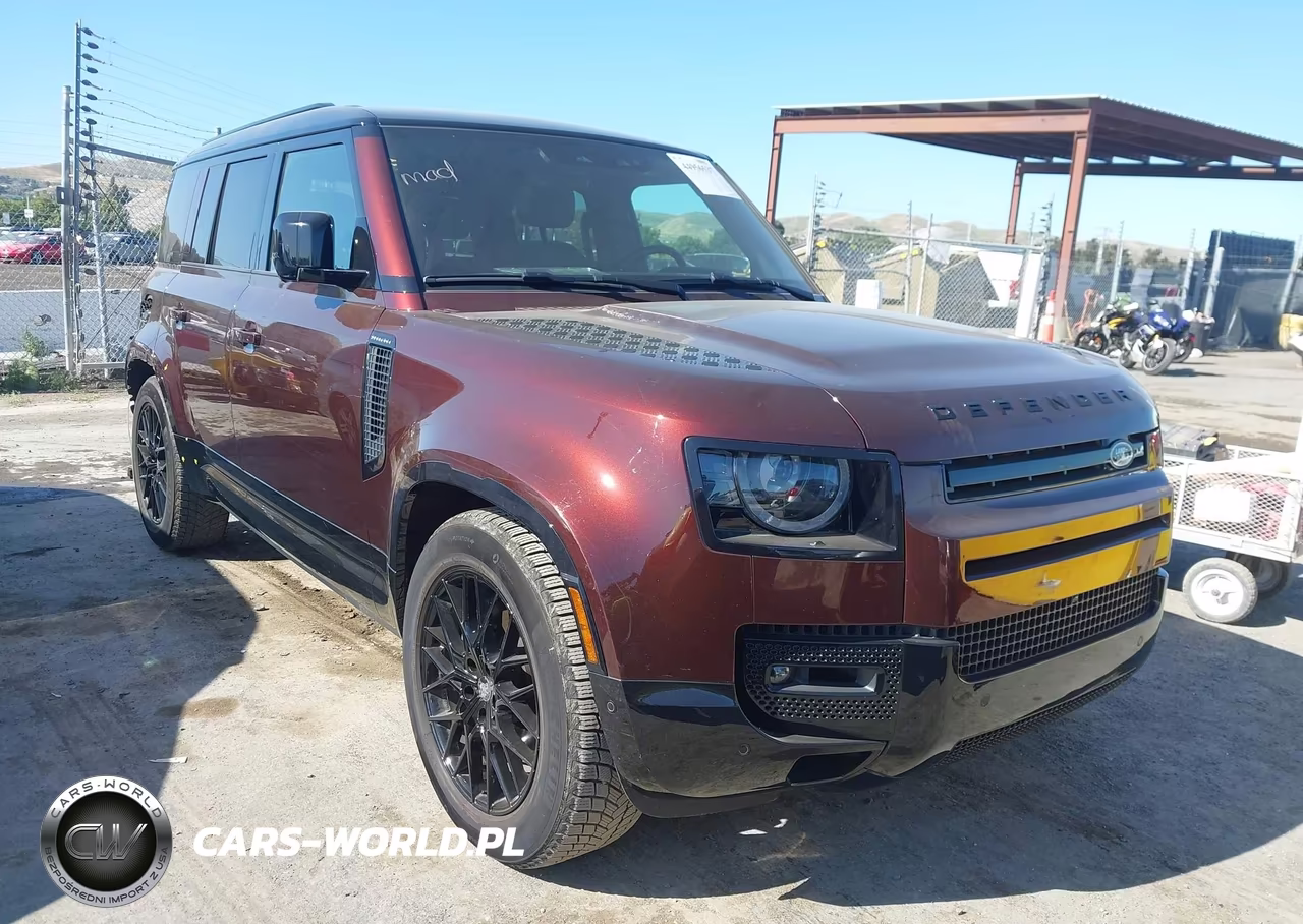 2025 Land Rover Defender P400 Sedona Red Edition – zdjęcie 1 z 17