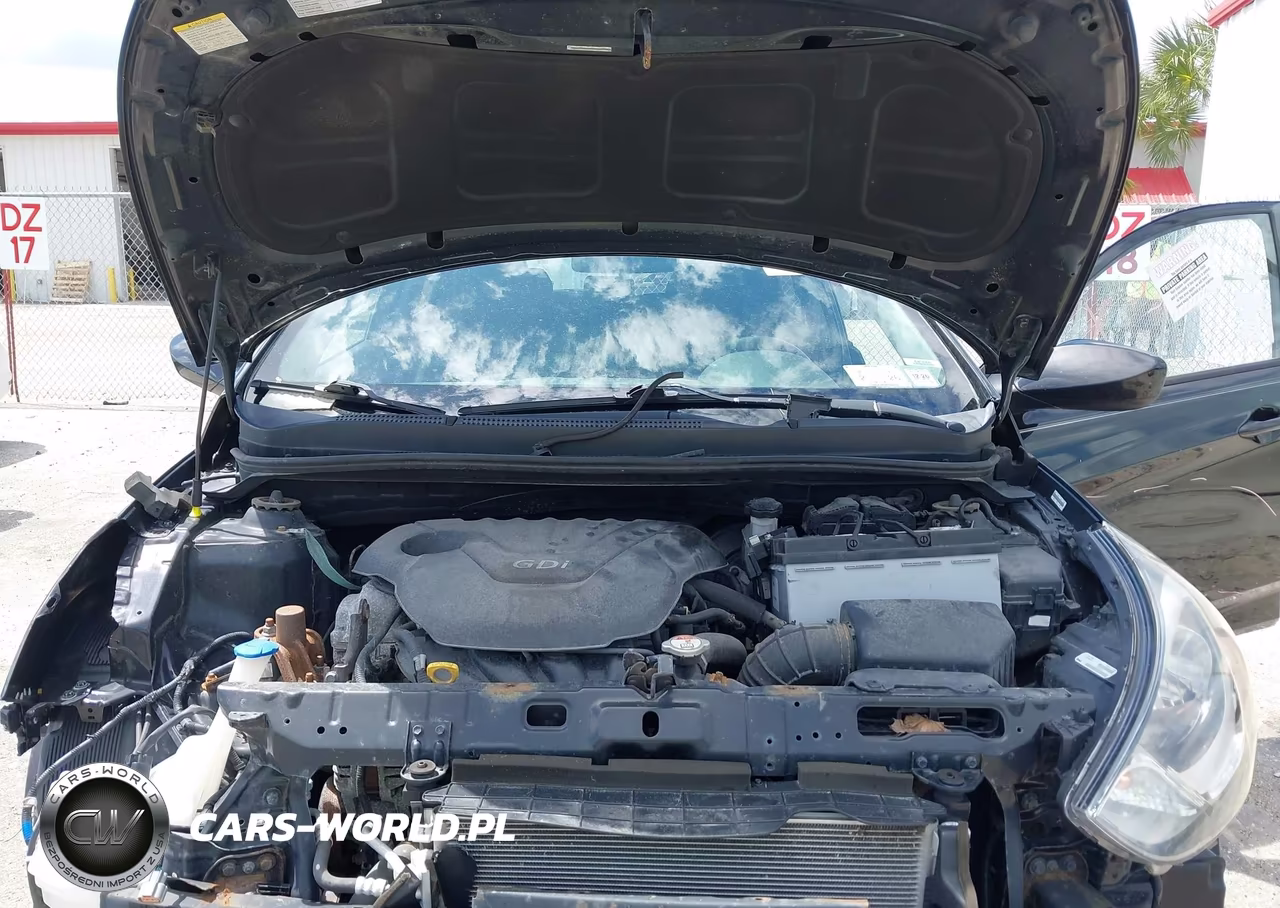 2014 Hyundai Accent Gs VIN:KMHCT5AE6EU183525 - 10