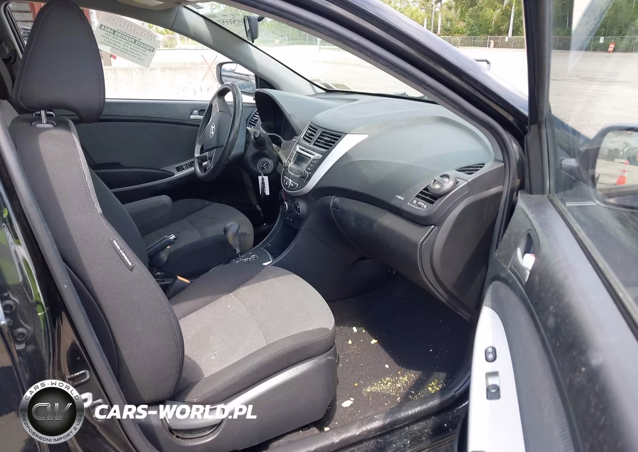 2014 Hyundai Accent Gs VIN:KMHCT5AE6EU183525 - 5