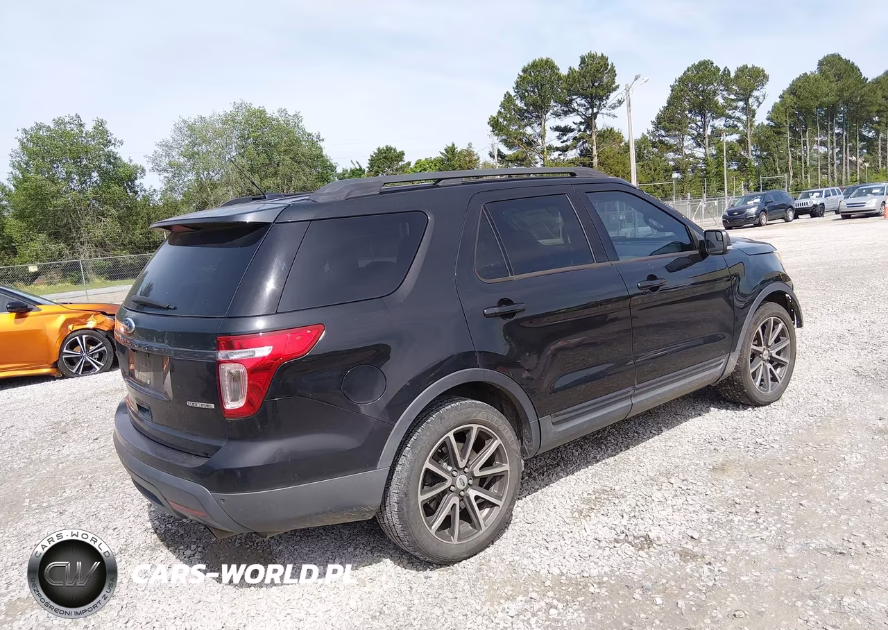 2015 Ford Explorer Xlt VIN:1FM5K7D81FGA12386 - 4