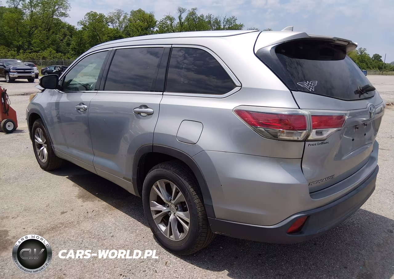 2015 Toyota Highlander Xle V6 VIN:5TDKKRFH0FS087358 - 3