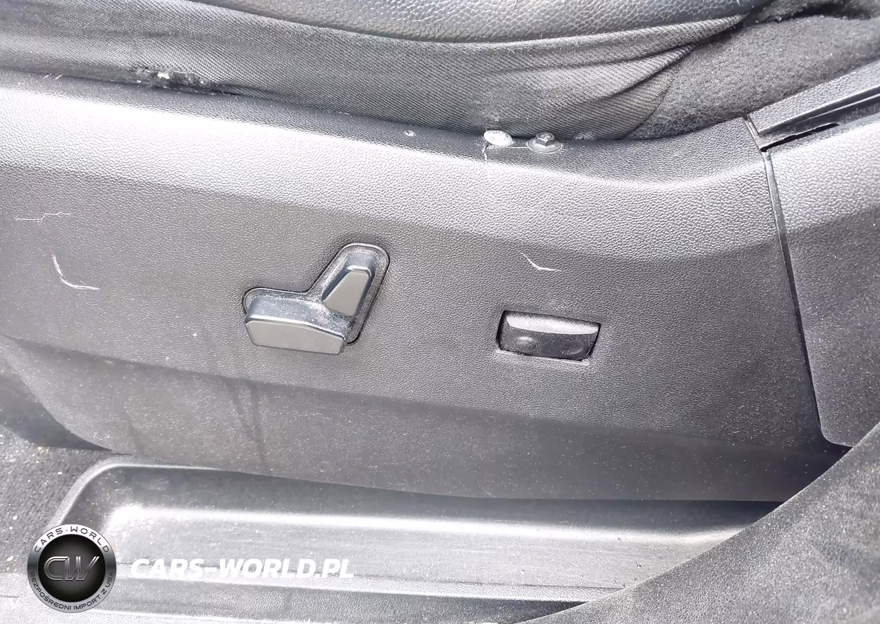 2014 Dodge Grand Caravan R-T VIN:2C4RDGEGXER379077 - 9