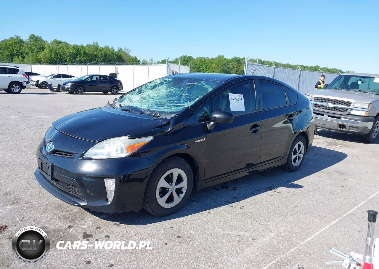 2015 Toyota Prius Two VIN:JTDKN3DU2F0464666 - 2