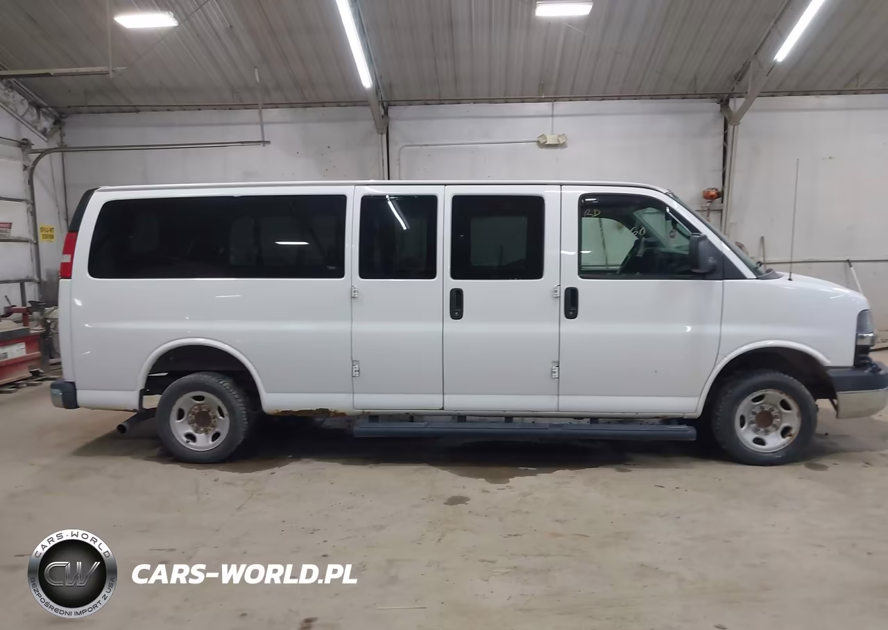 2016 Chevrolet Express 3500 Lt VIN:1GAZGPFG8G1266993 - 13