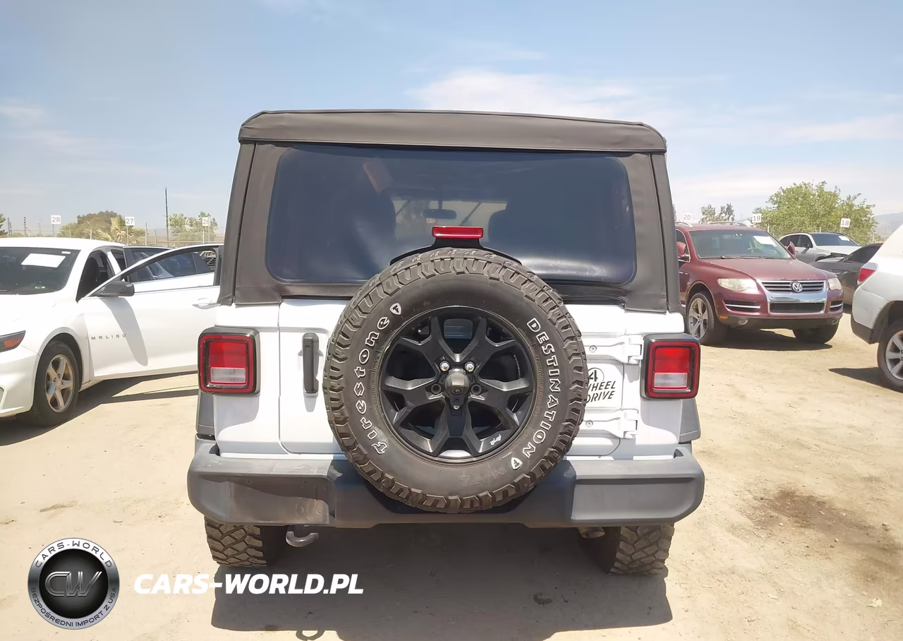 2022 Jeep Wrangler Unlimited Willys 4X4 VIN:1C4HJXDGXNW110753 - 16