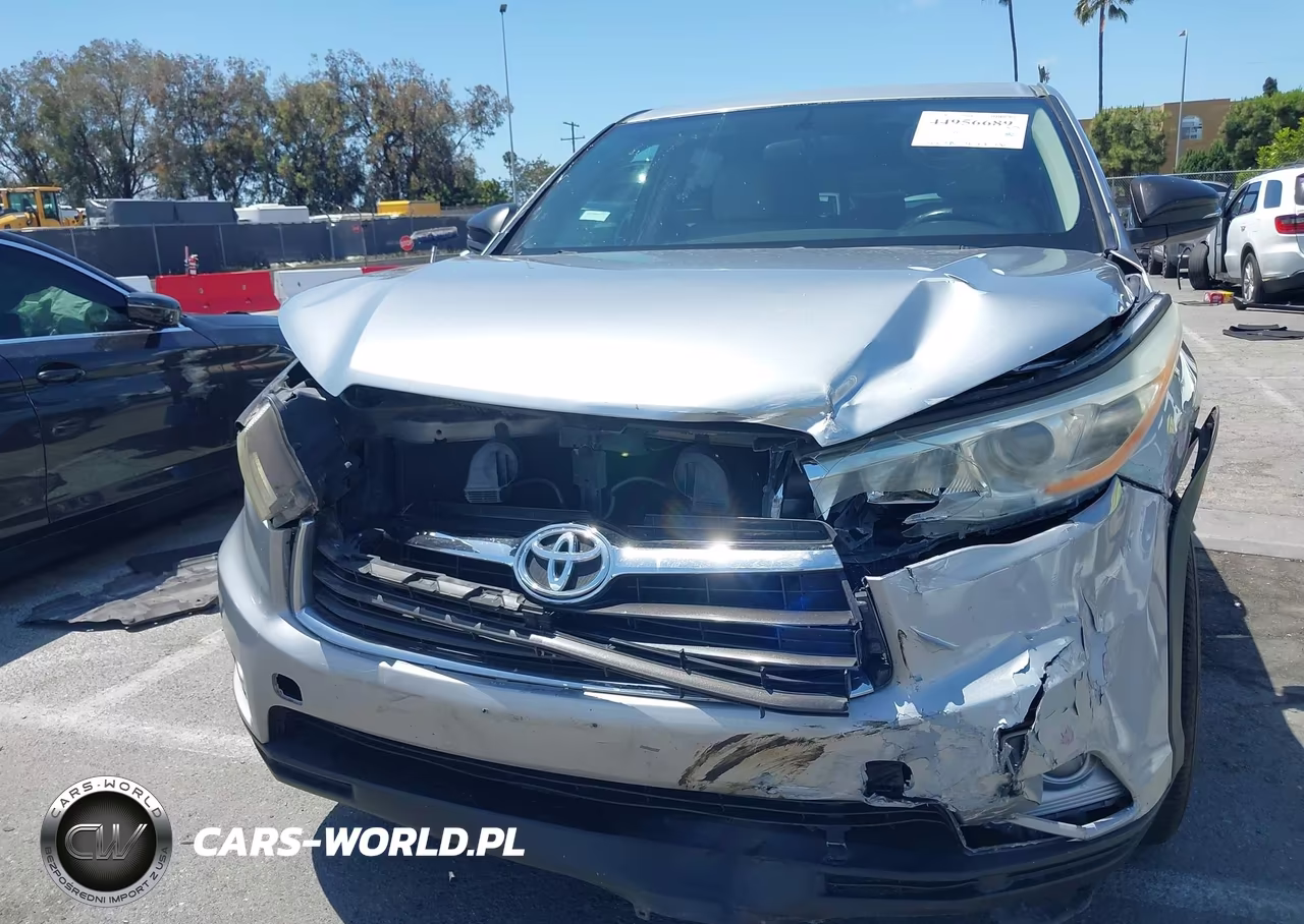 2014 Toyota Highlander Le Plus V6 VIN:5TDZKRFH6ES032975 - 12
