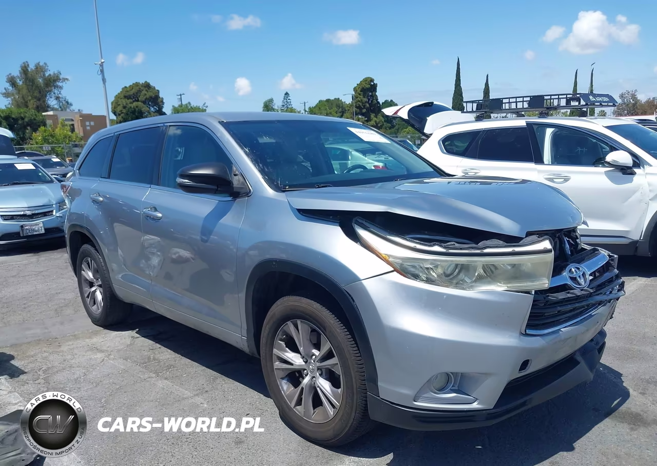 2014 Toyota Highlander Le Plus V6 VIN:5TDZKRFH6ES032975 - 13
