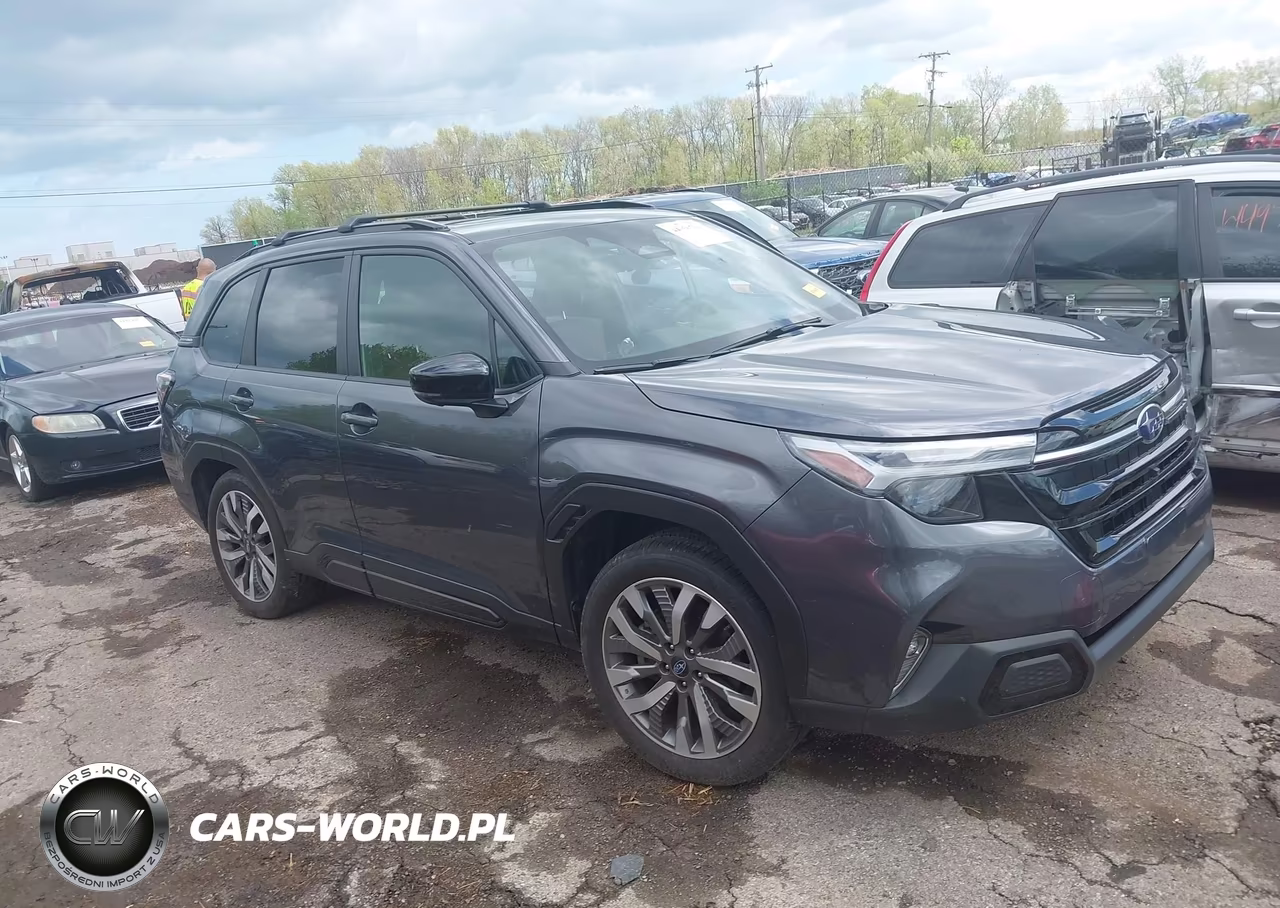 2025 Subaru Forester Touring – zdjęcie 1 z 16