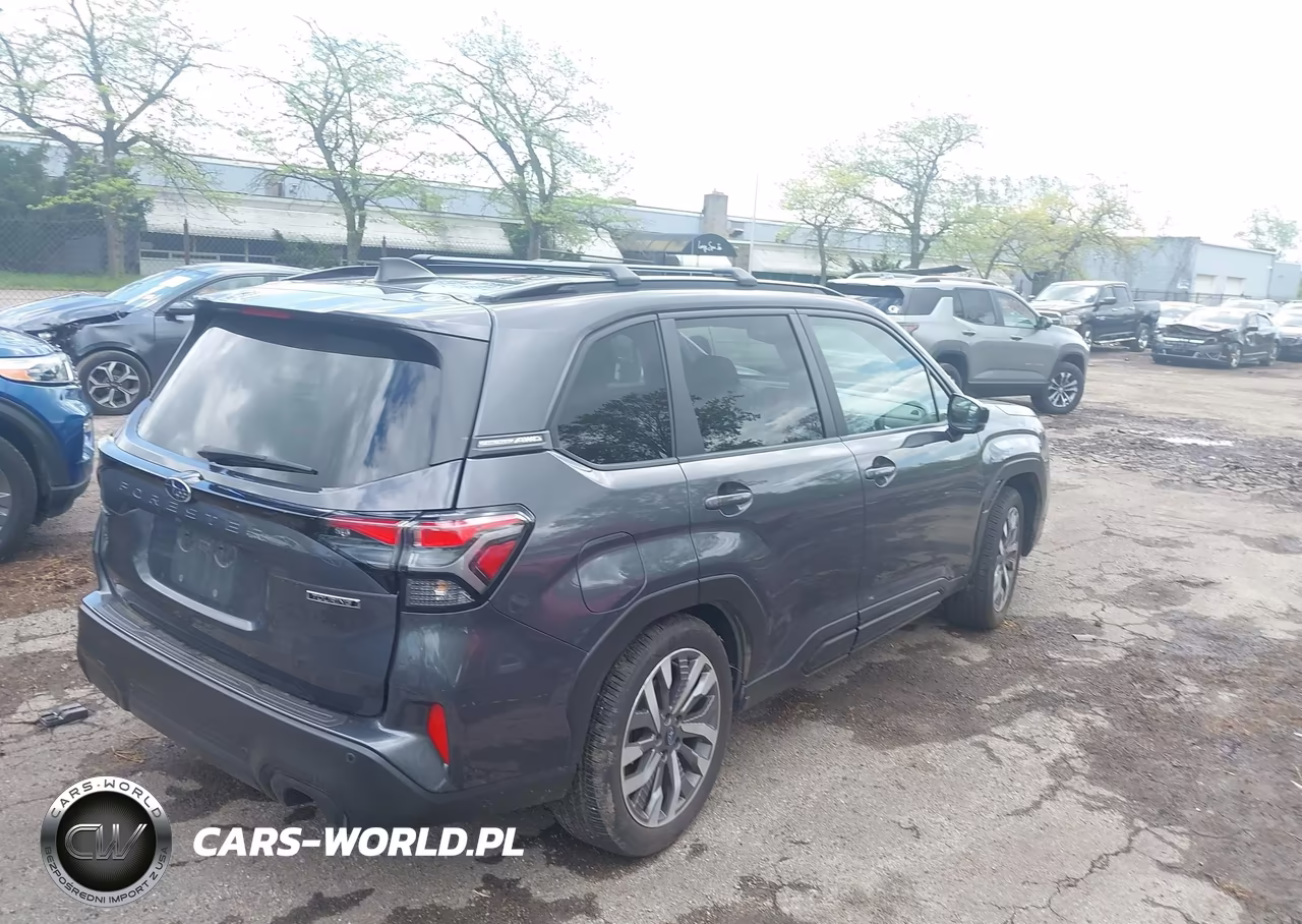 2025 Subaru Forester Touring VIN:JF2SLDTC6SH562553 - 4