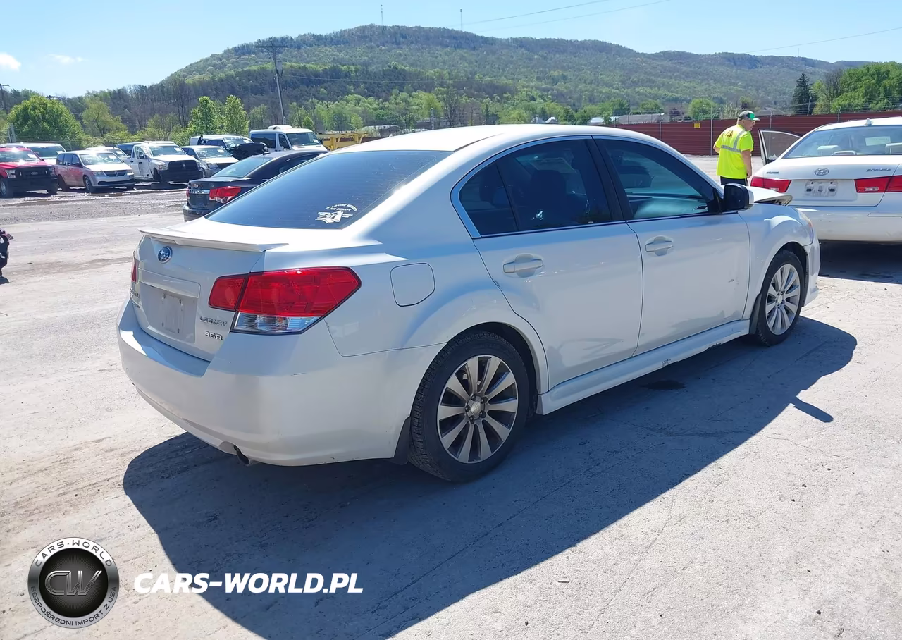 2010 Subaru Legacy 3.6R Limited VIN:4S3BMDL67A2225896 - 4
