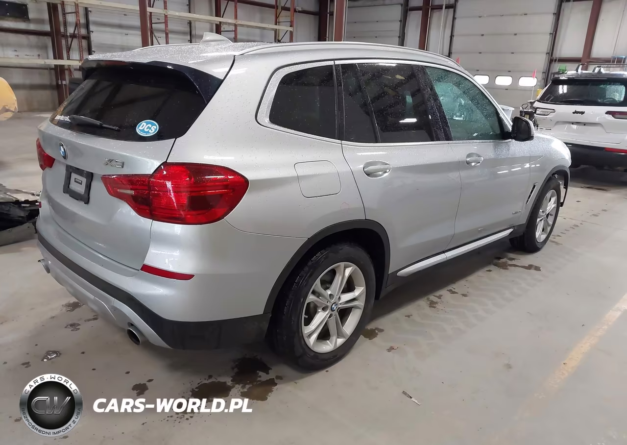 2018 BMW X3 xDrive30I VIN:5UXTR9C59JLD65440 - 4