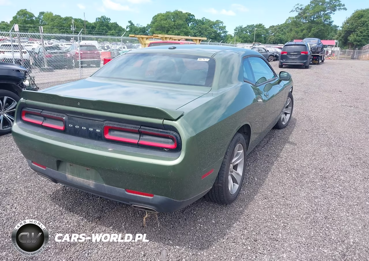 2020 Dodge Challenger Sxt VIN:2C3CDZAGXLH227573 - 4