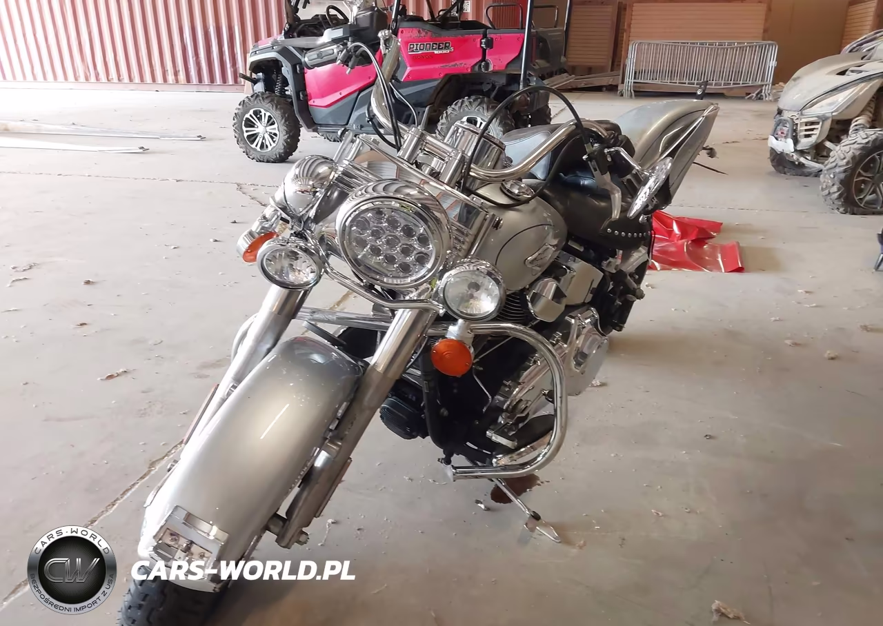 2011 Harley-Davidson Flstc VIN:1HD1BW511BB025885 - 2