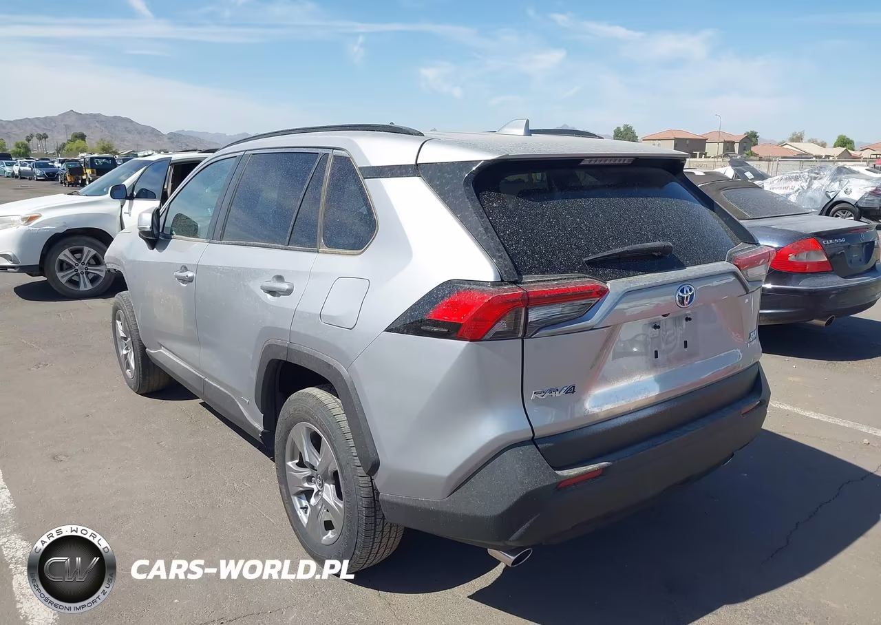 2024 Toyota Rav4 Hybrid Xle VIN:4T3RWRFV4RU147136 - 3