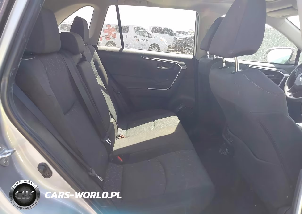 2024 Toyota Rav4 Hybrid Xle VIN:4T3RWRFV4RU147136 - 8