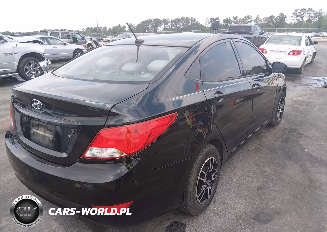 2016 Hyundai Accent Se VIN:KMHCT4AE9GU120299 - 4