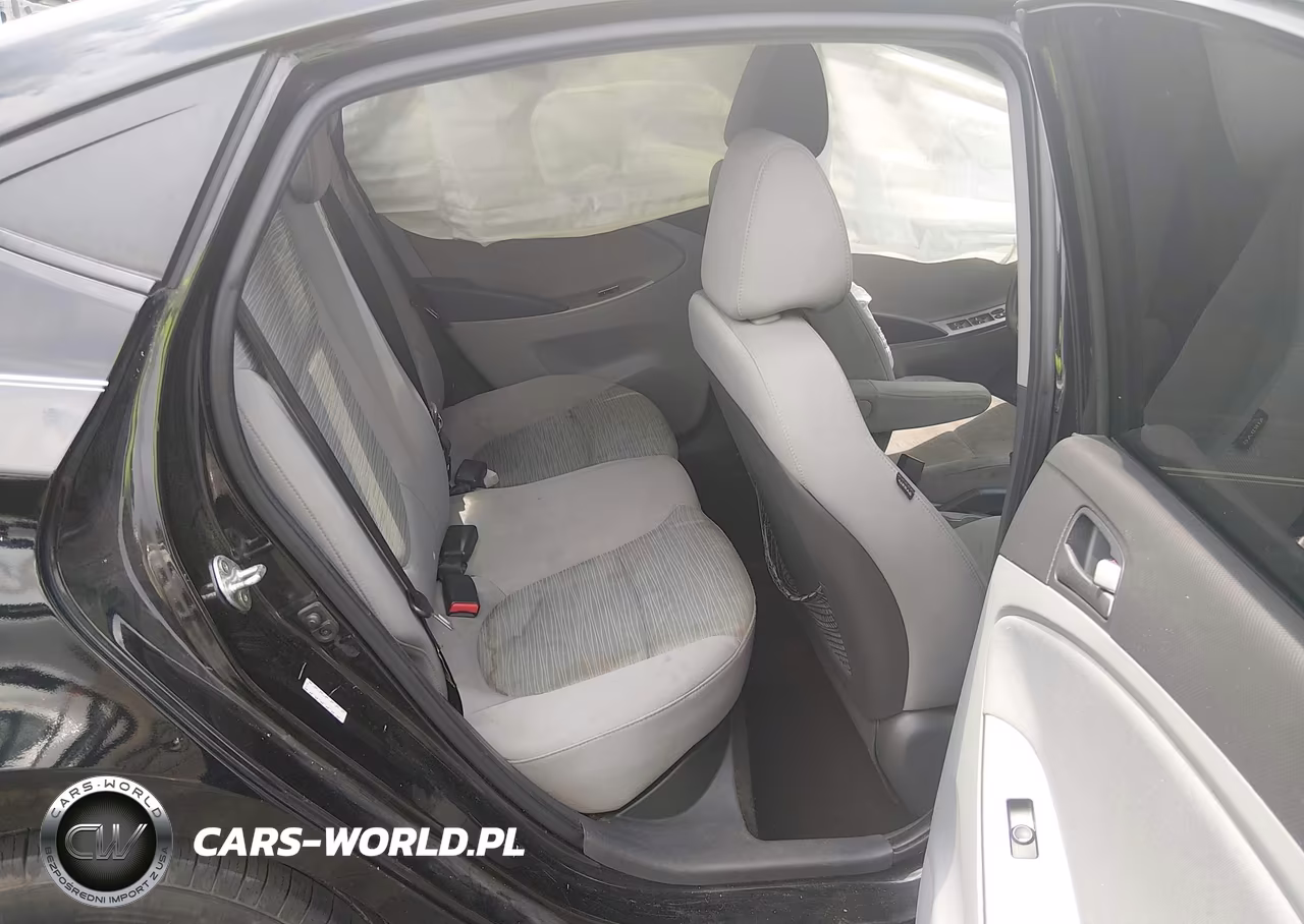 2016 Hyundai Accent Se VIN:KMHCT4AE9GU120299 - 8