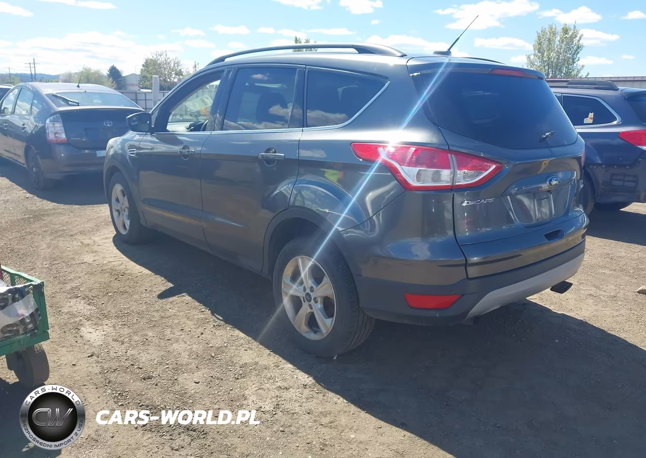 2015 Ford Escape Se VIN:1FMCU9G95FUB82382 - 3