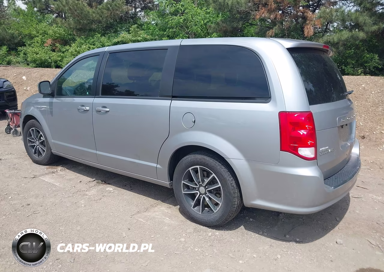 2018 Dodge Grand Caravan Gt VIN:2C4RDGEG4JR238144 - 3