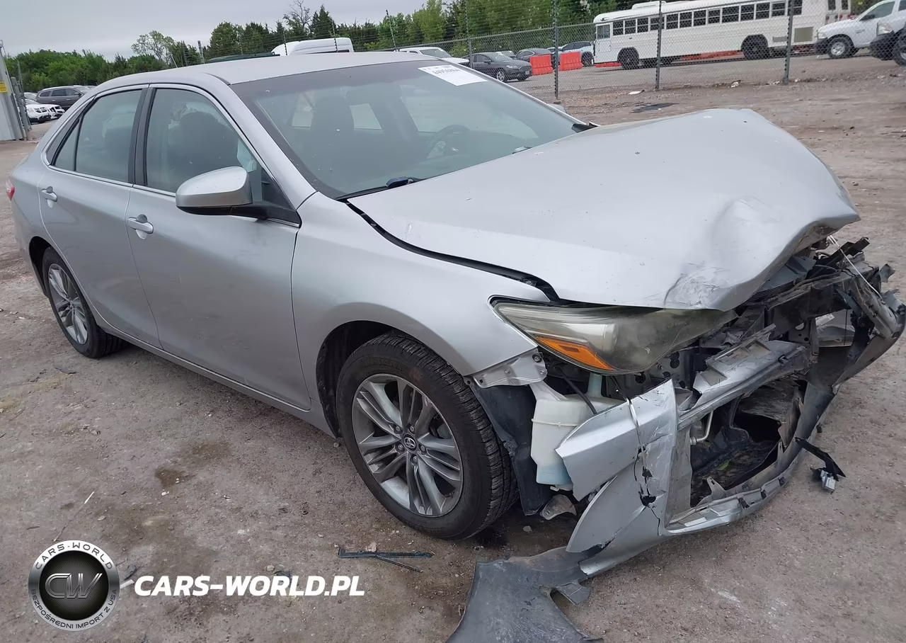 2016 Toyota Camry Se – zdjęcie 1 z 16