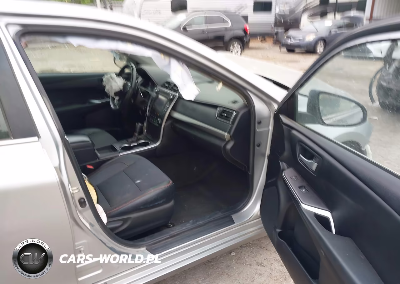 2016 Toyota Camry Se VIN:4T1BF1FK3GU244844 - 5
