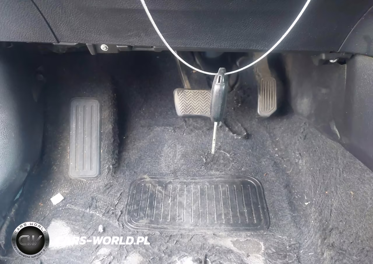 2018 Toyota Rav4 Xle VIN:2T3WFREV7JW447763 - 11