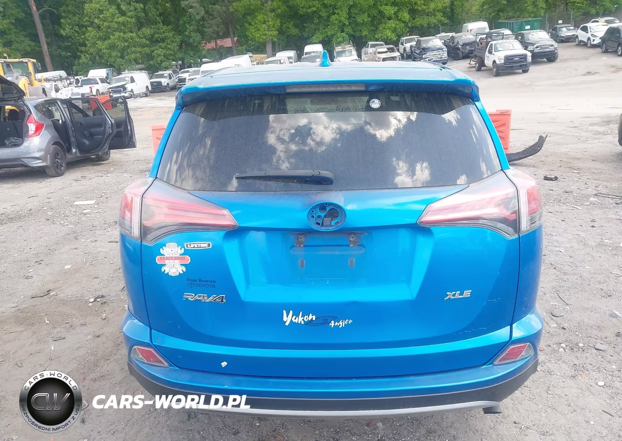 2018 Toyota Rav4 Xle VIN:2T3WFREV7JW447763 - 17