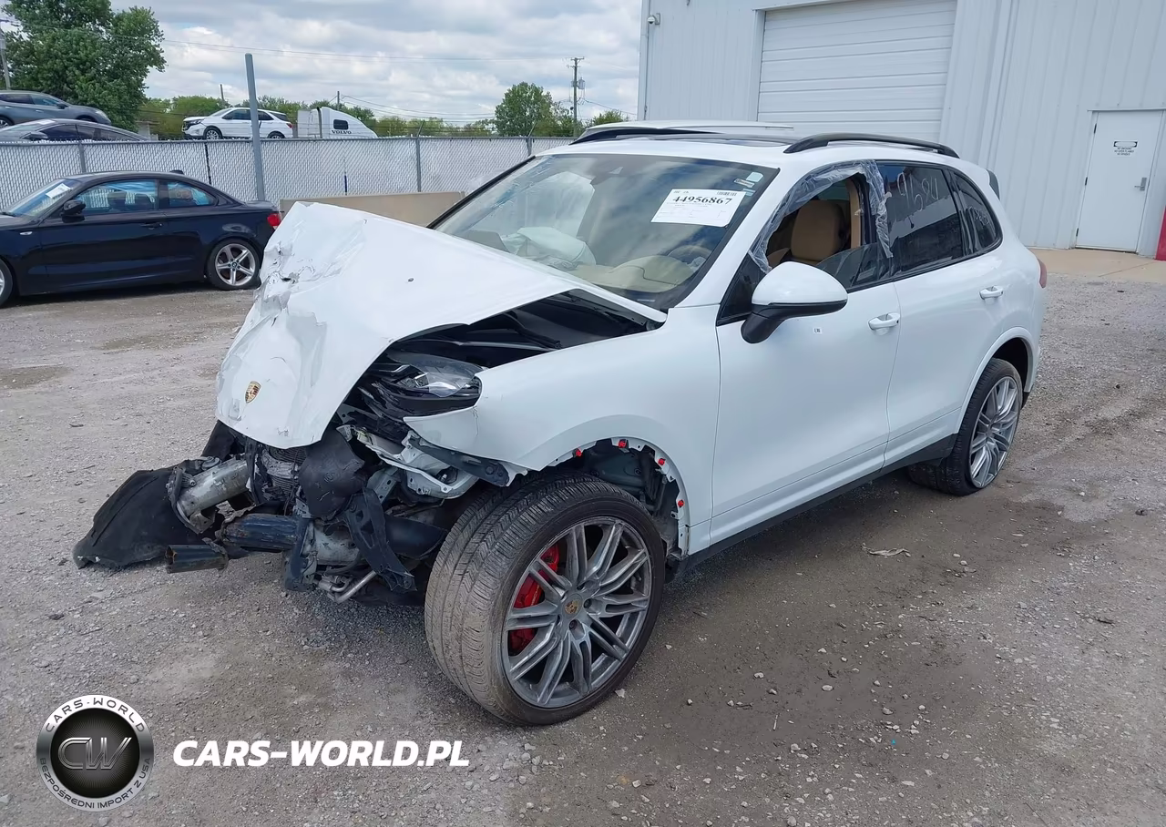 2017 Porsche Cayenne Platinum Edition VIN:WP1AA2A2XHKA82217 - 2
