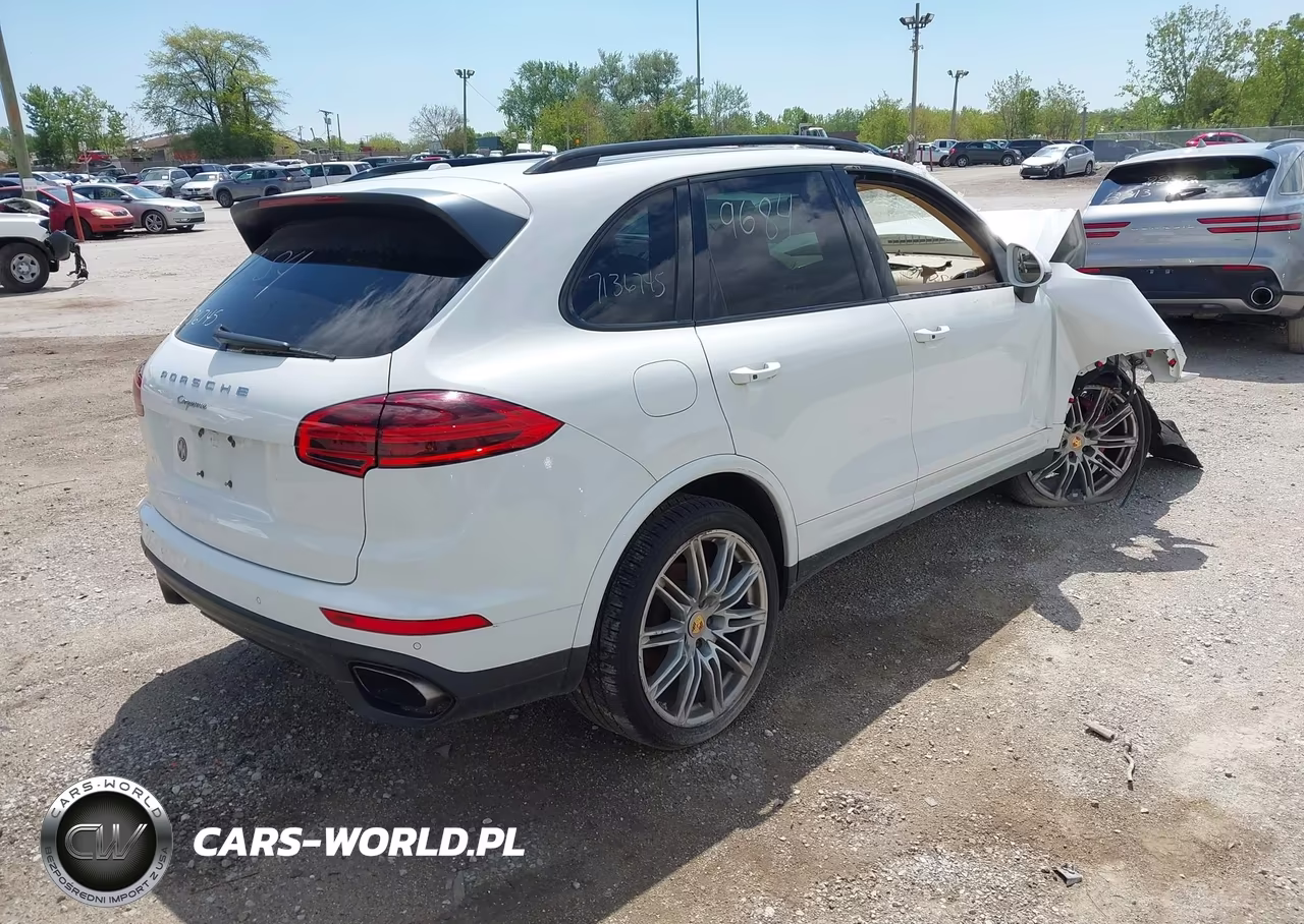 2017 Porsche Cayenne Platinum Edition VIN:WP1AA2A2XHKA82217 - 4