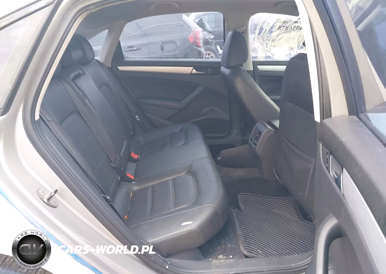 2013 Volkswagen Passat 2.0L Tdi Se VIN:1VWBN7A35DC115593 - 8