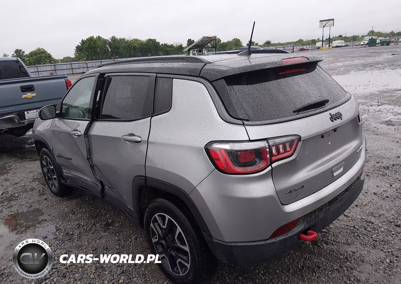 2019 Jeep Compass Trailhawk 4X4 VIN:3C4NJDDB9KT733224 - 3