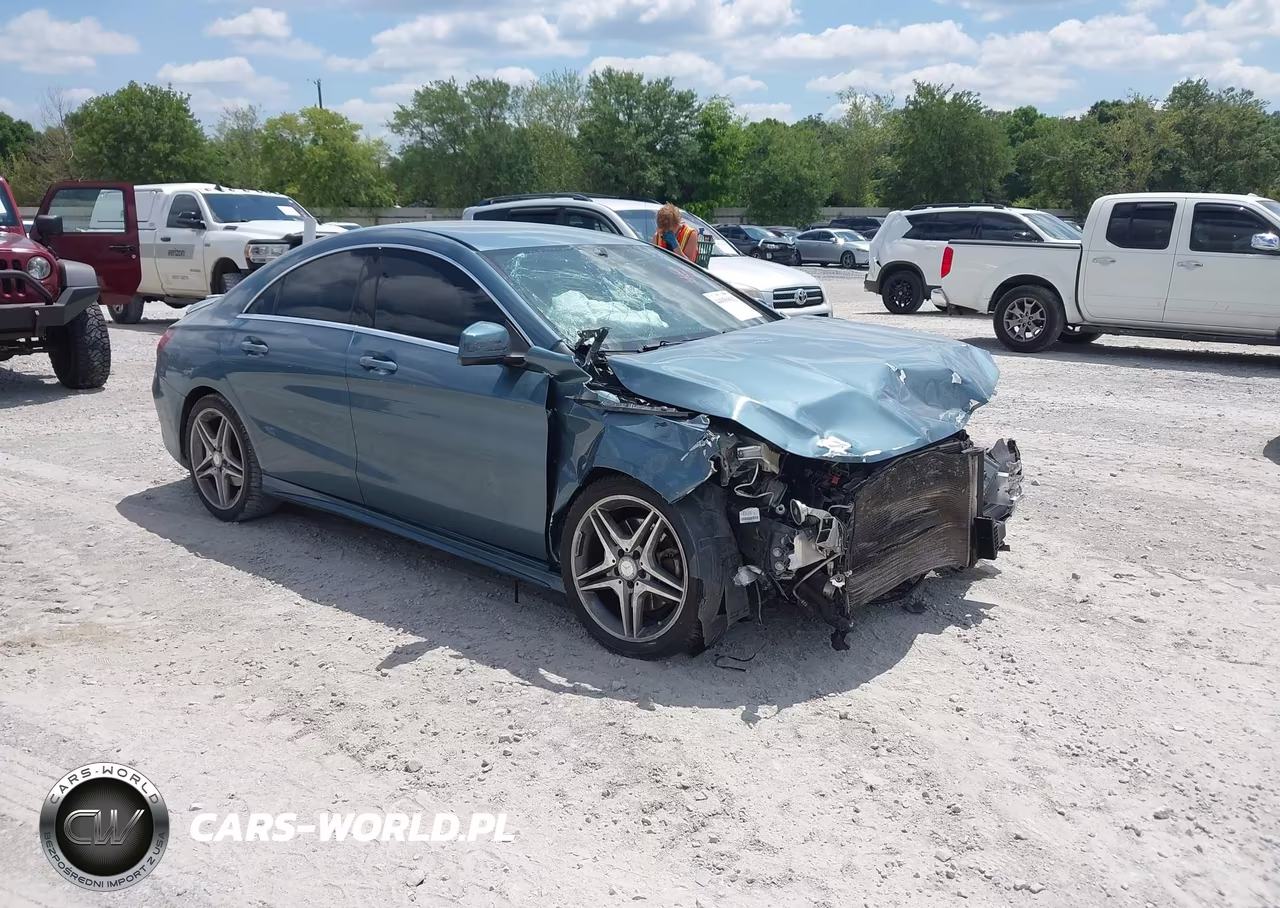 2014 Mercedes-Benz Cla 250 – zdjęcie 1 z 17