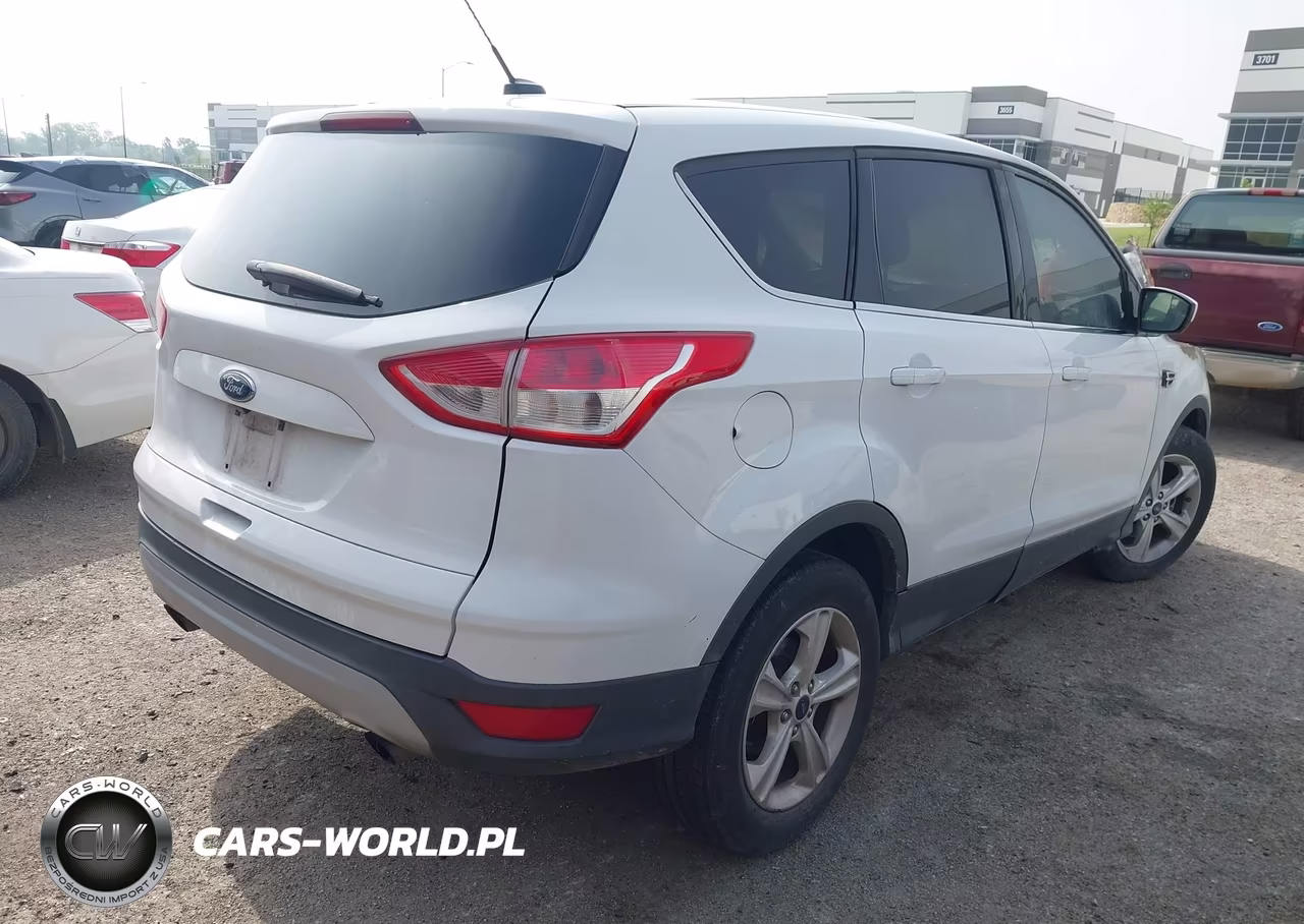 2015 Ford Escape Se VIN:1FMCU0GX7FUC06045 - 4