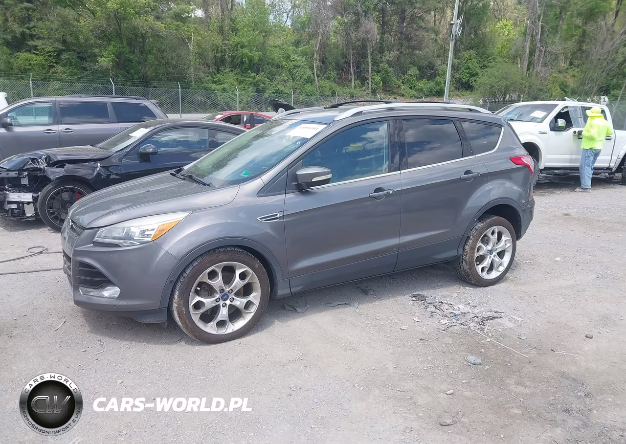 2013 Ford Escape Titanium VIN:1FMCU9J9XDUA90335 - 2