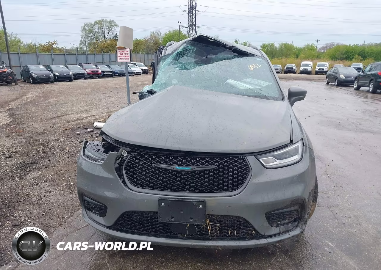 2021 Chrysler Pacifica Hybrid Limited VIN:2C4RC1S74MR573087 - 12