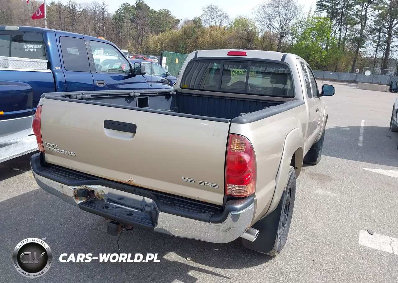 2008 Toyota Tacoma Base V6 VIN:5TEUU42N58Z537903 - 4
